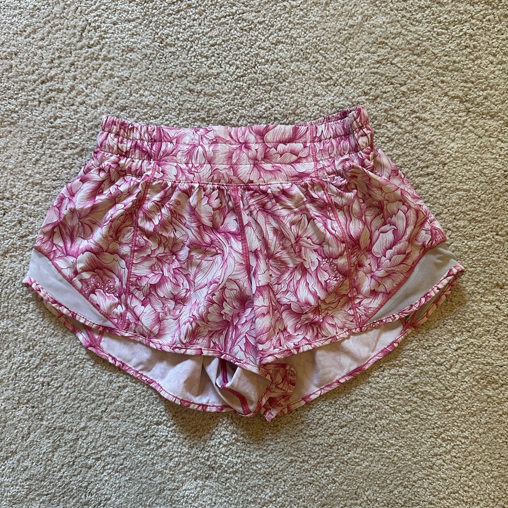 lululemon hotty hot shorts